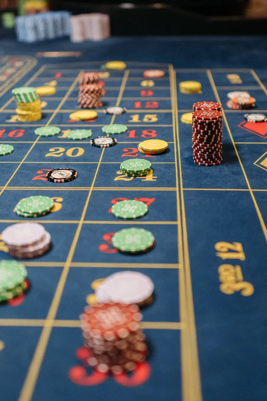 Casino roulette table and chips illustrating Finland online casino rules