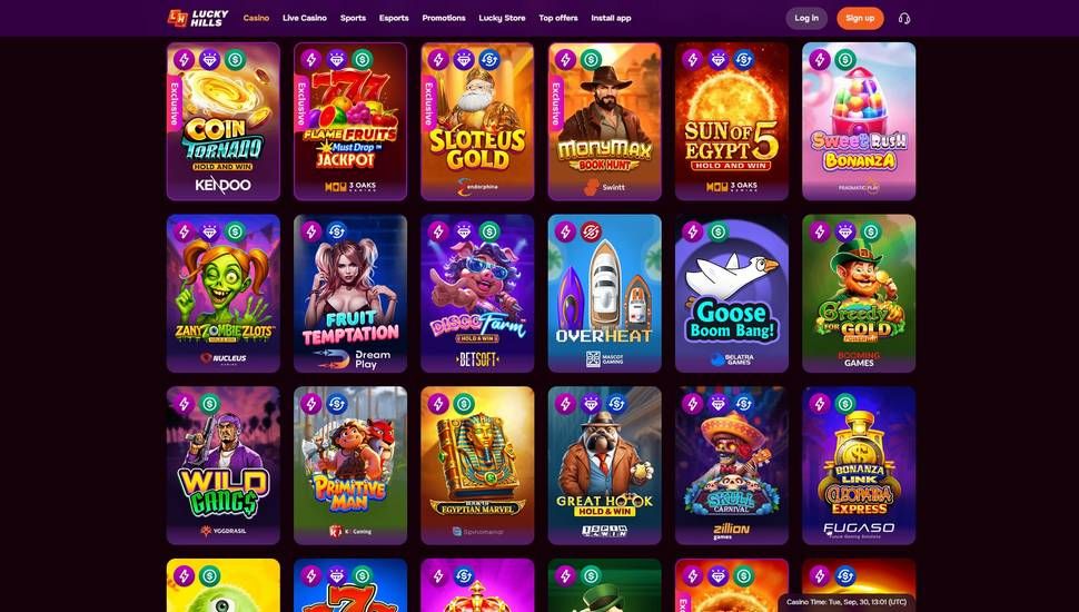LuckyHills Casino slots page screenshot
