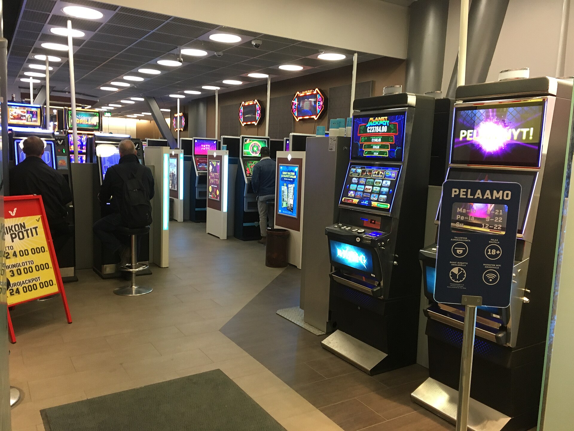 Casino slot floor representing Catawba casino expansion in North Carolina