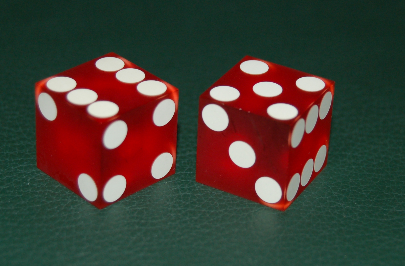 Craps table representing Egypt online gambling app restrictions and illegal access risk