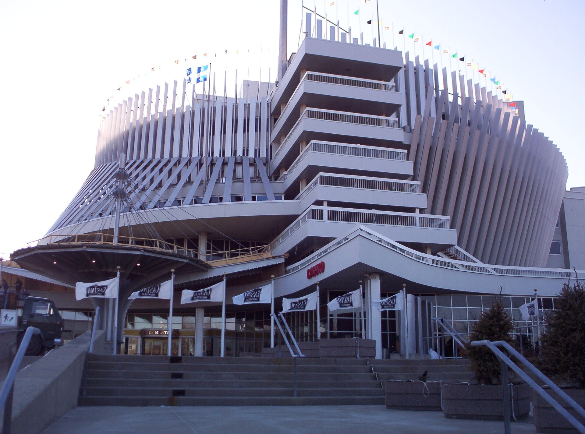 Casino de Montreal exterior representing Kahnawake online casino licence checks