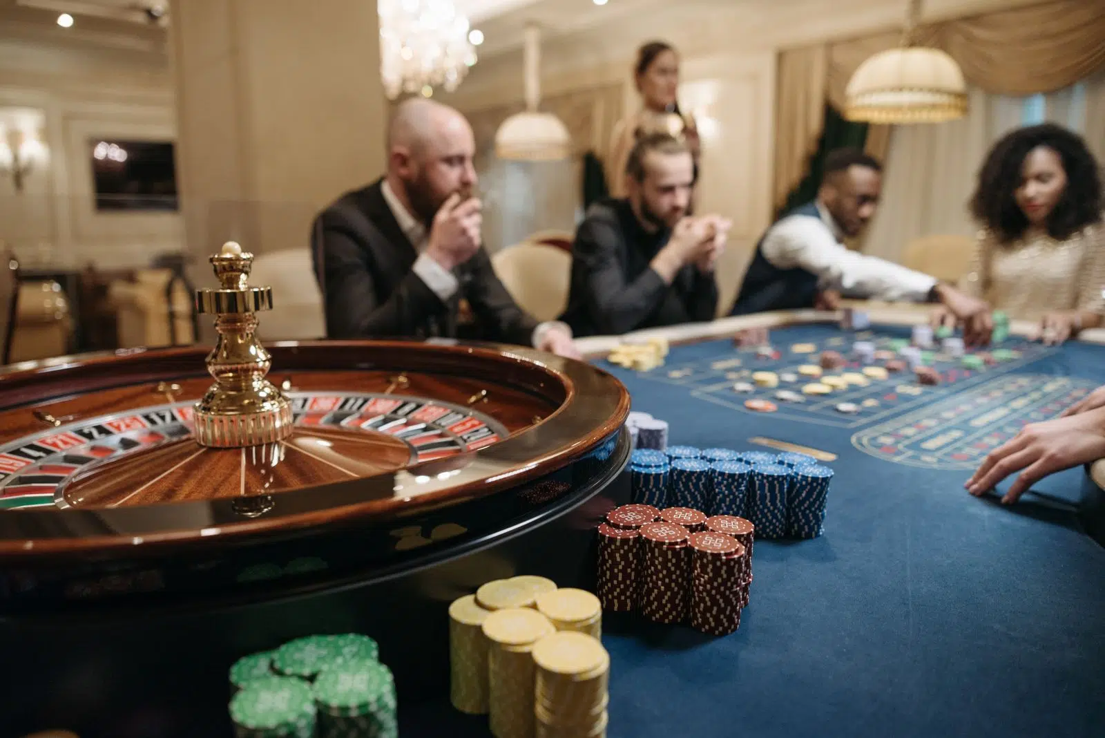 Roulette table representing Bally's Chicago casino construction and VGT dispute