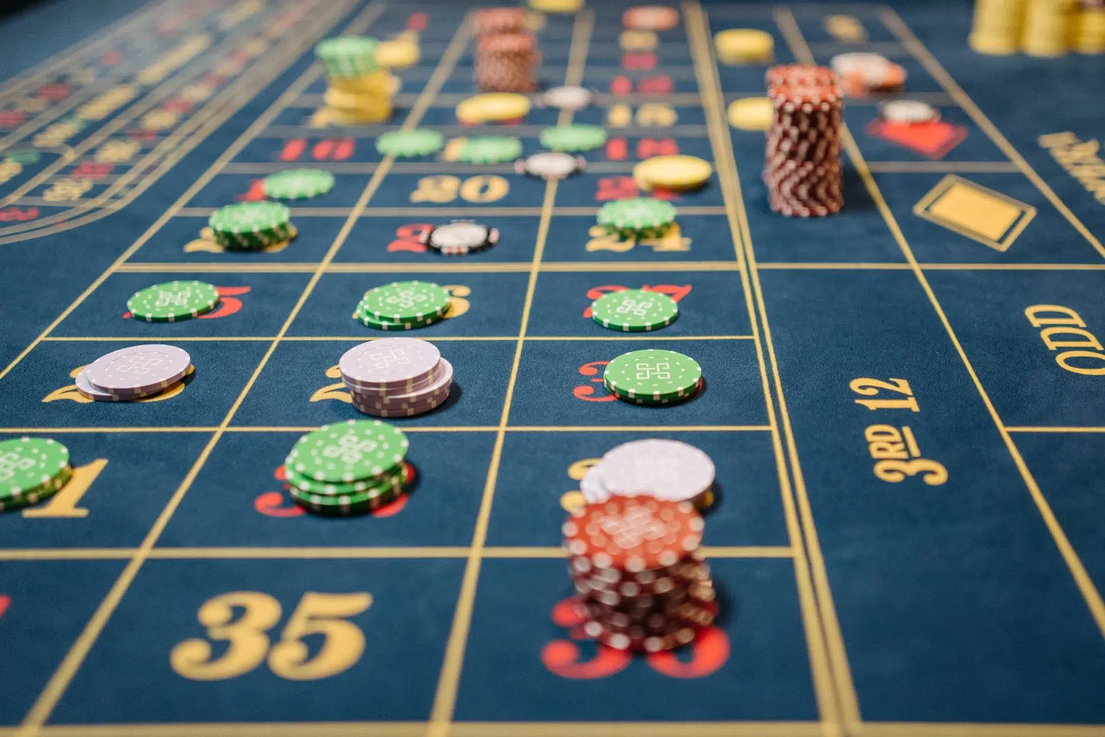 Casino chips on a betting table representing Brazil's illegal betting market share