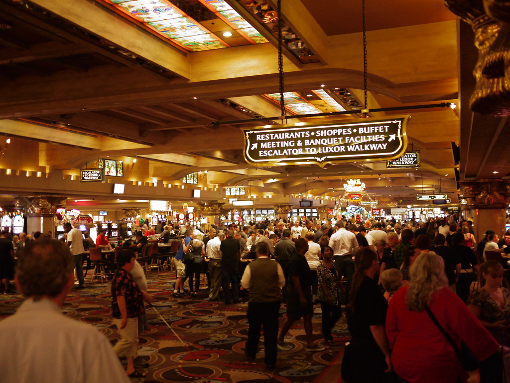 Busy casino floor representing Holland Casino Online's renewed Dutch gambling licence