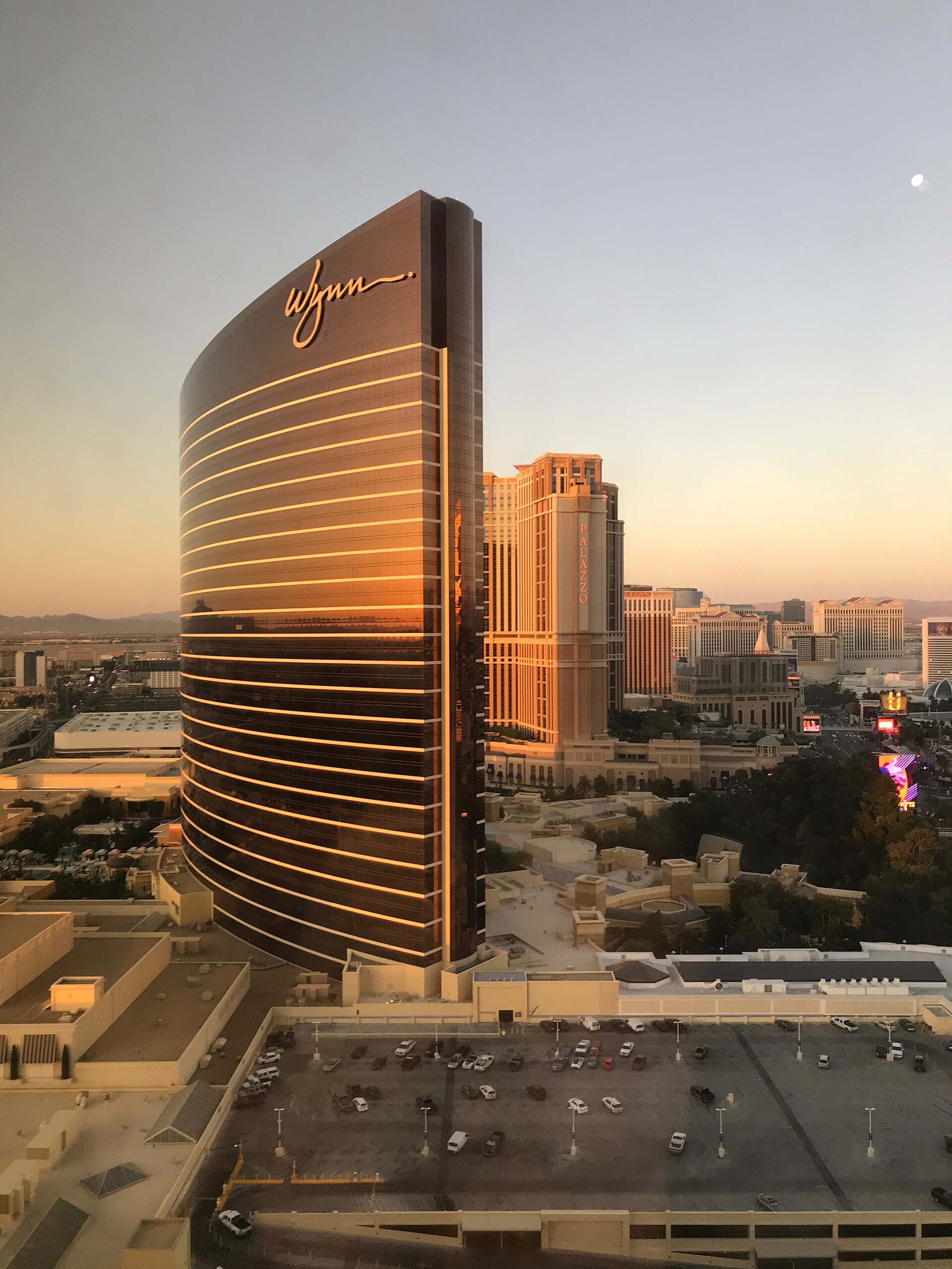 Wynn Las Vegas hotel exterior representing Wynn's UAE casino resort opening target